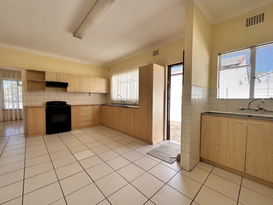 To Let 3 Bedroom Property for Rent in Aurora Western Cape